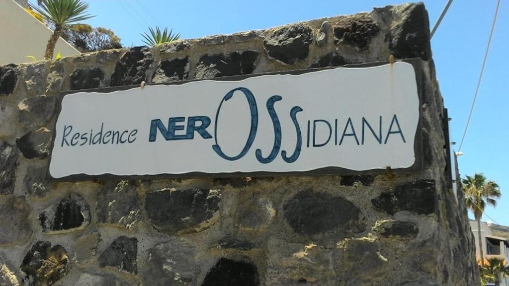 Nerossidiana Sul Mare Di Lipari Apartment Екстериор снимка