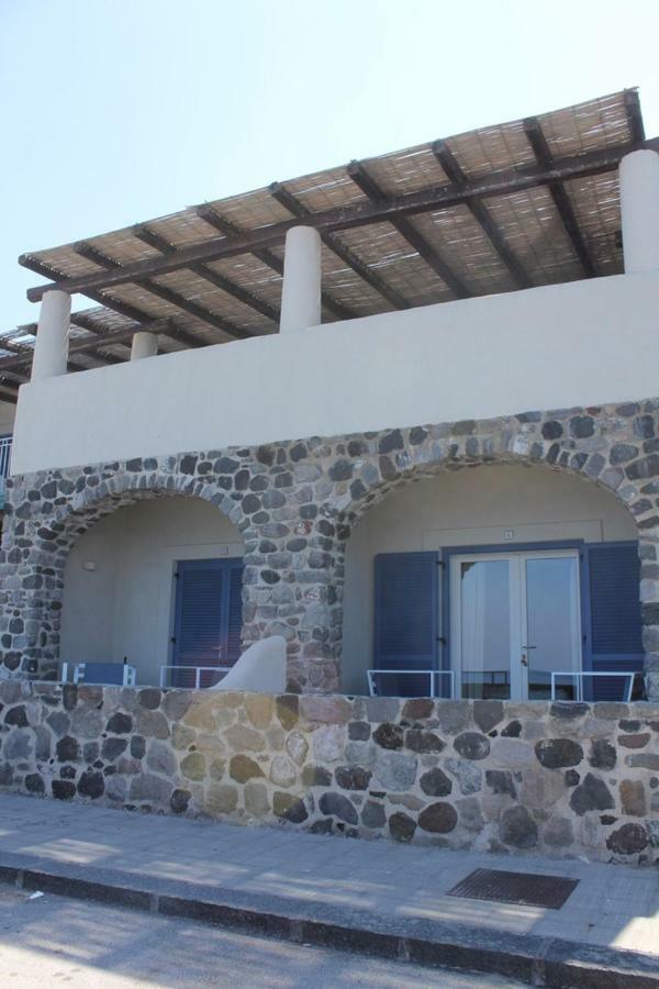 Nerossidiana Sul Mare Di Lipari Apartment Екстериор снимка